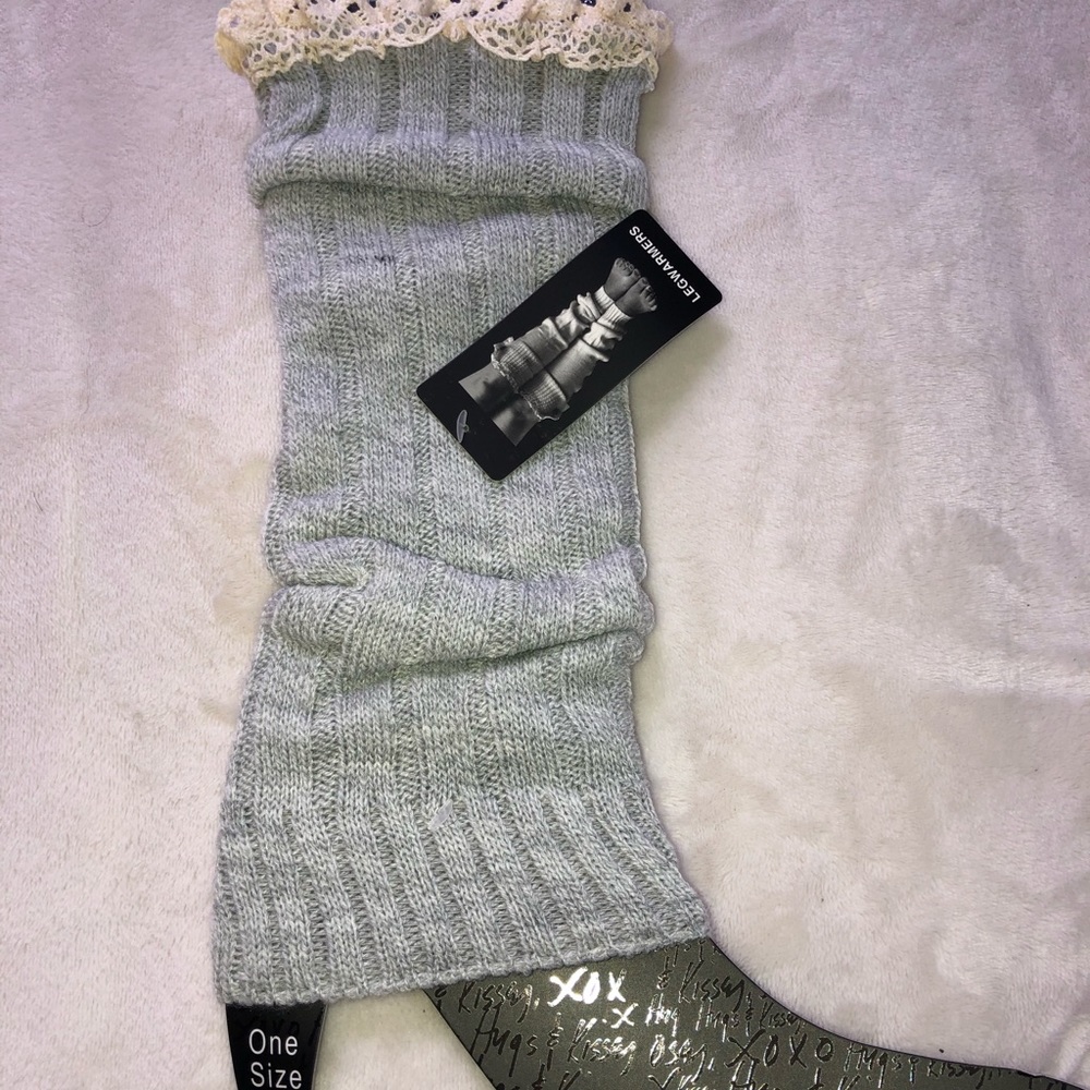New with tags. Leg warmers knitted and lace at top